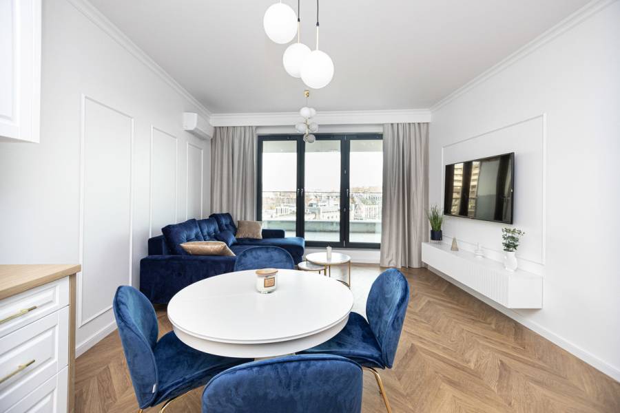 Kawalerka z dużym balkonem w inwestycji Wiślane Tarasy 2.0